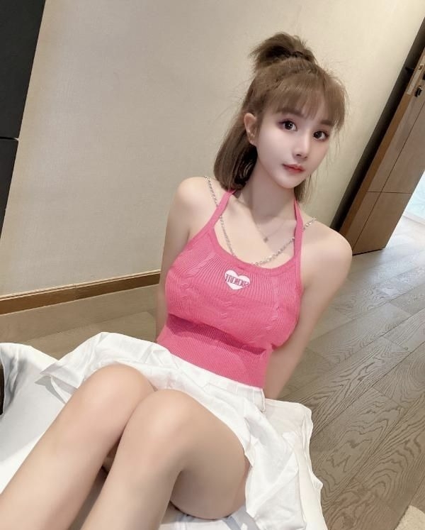 重庆肤白貌美颜值梦梦