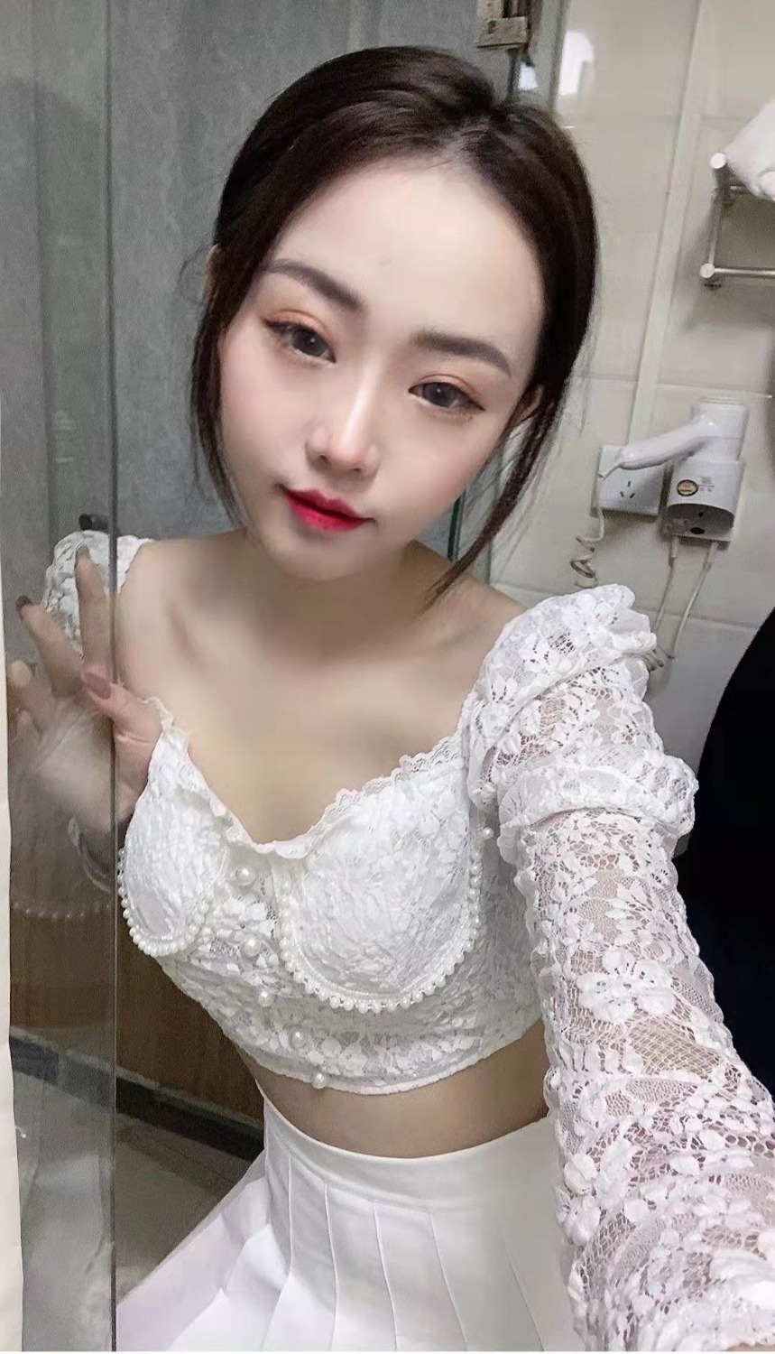 楼凤小妹服务挺好，还能车震