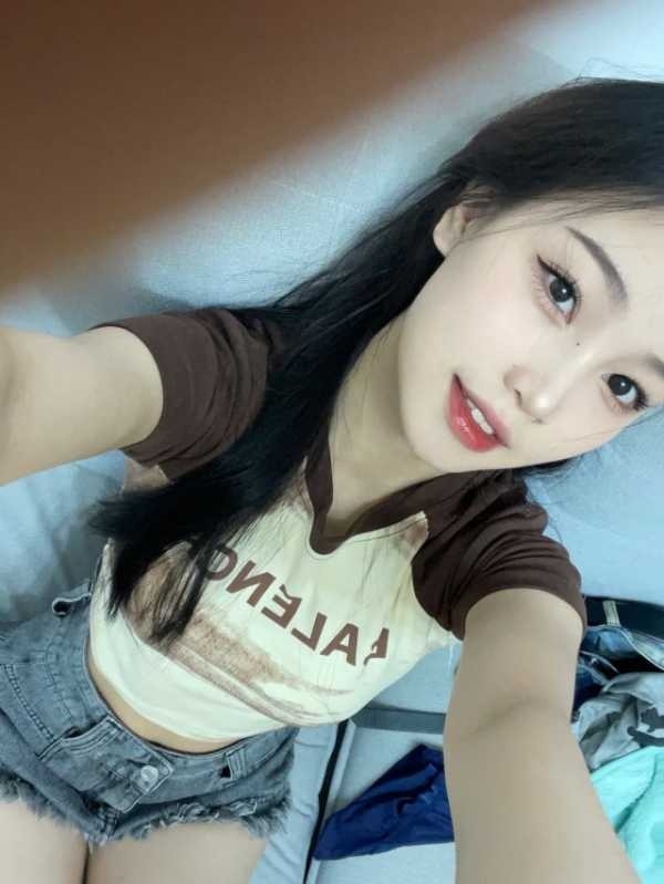 禅城新人清纯女友-湘湘