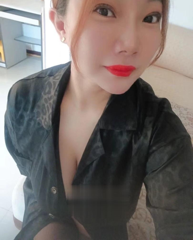 资深美女少妇