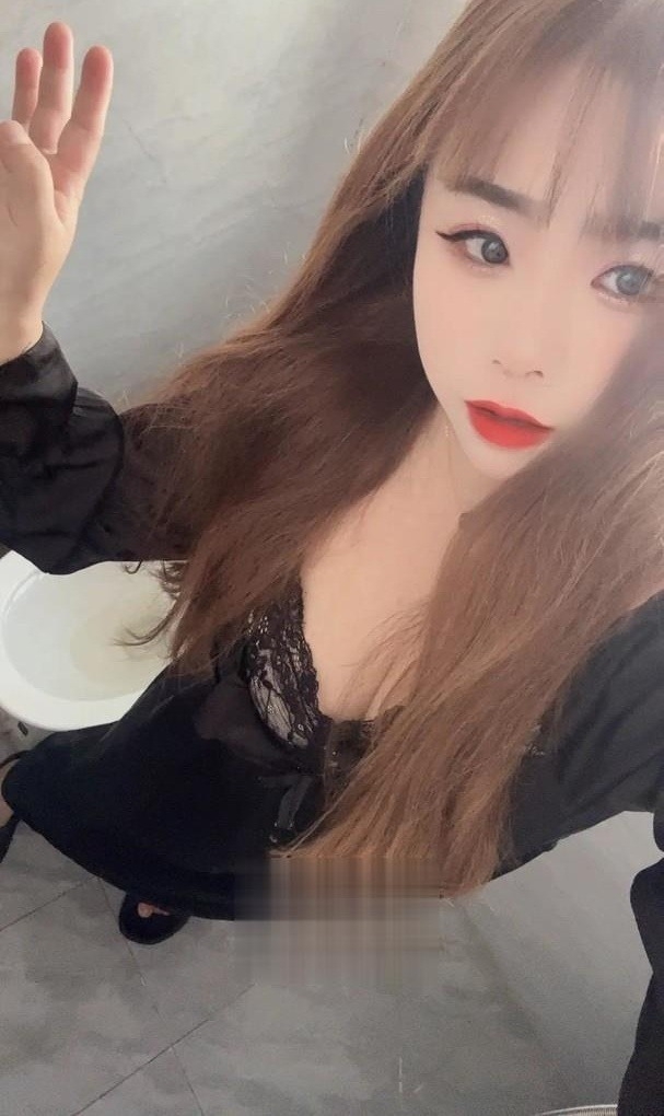 滨江清纯邻家小美女