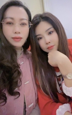 美女母女双人